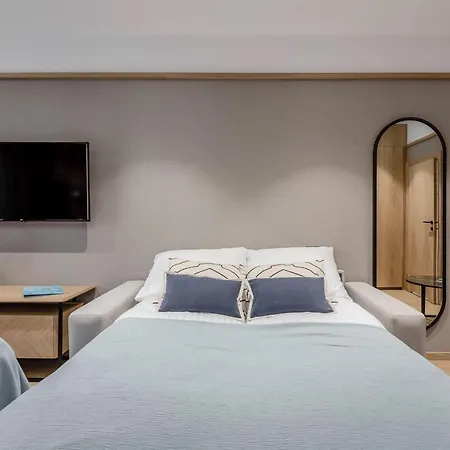 Deo Plaza Old Town -