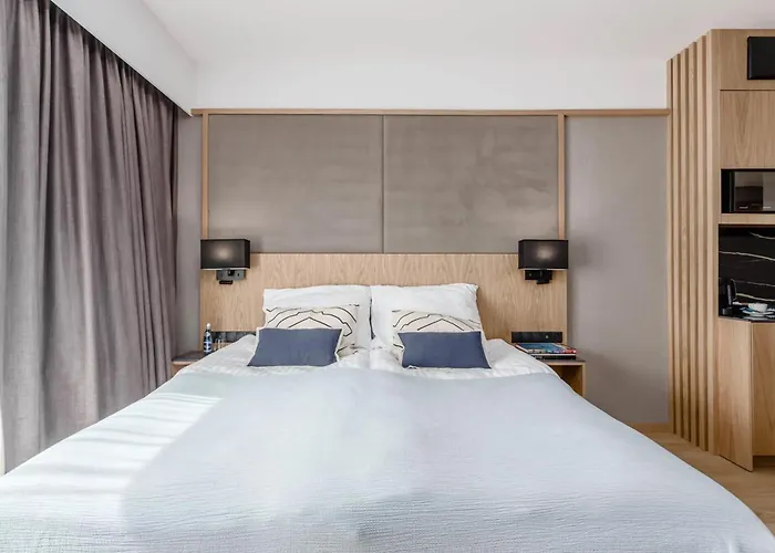 Deo Plaza Old Town -