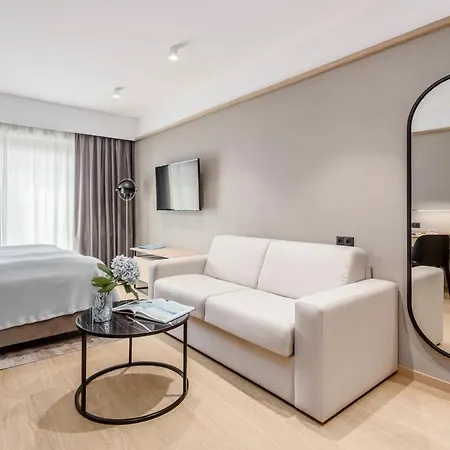 Deo Plaza Old Town -